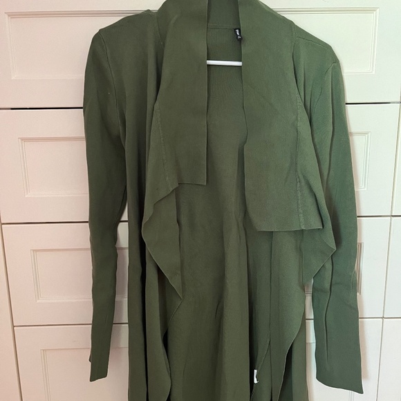 Smash Cardigan - Picture 1 of 2